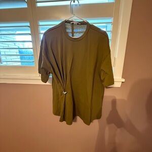 H&M Olive Green Women's Short Sleeve Tee Pierced